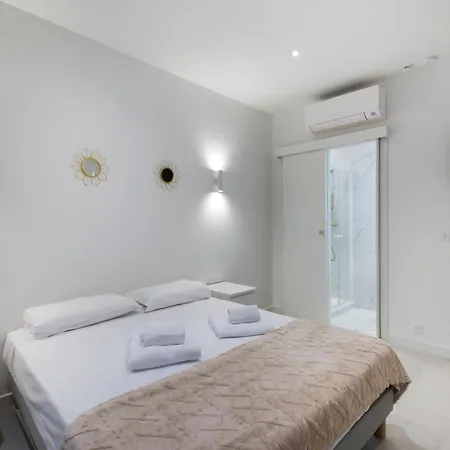 Апартаменты Casa Josa - Rue D'antibes *