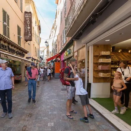 Апартаменты Casa Josa - Rue D'antibes *